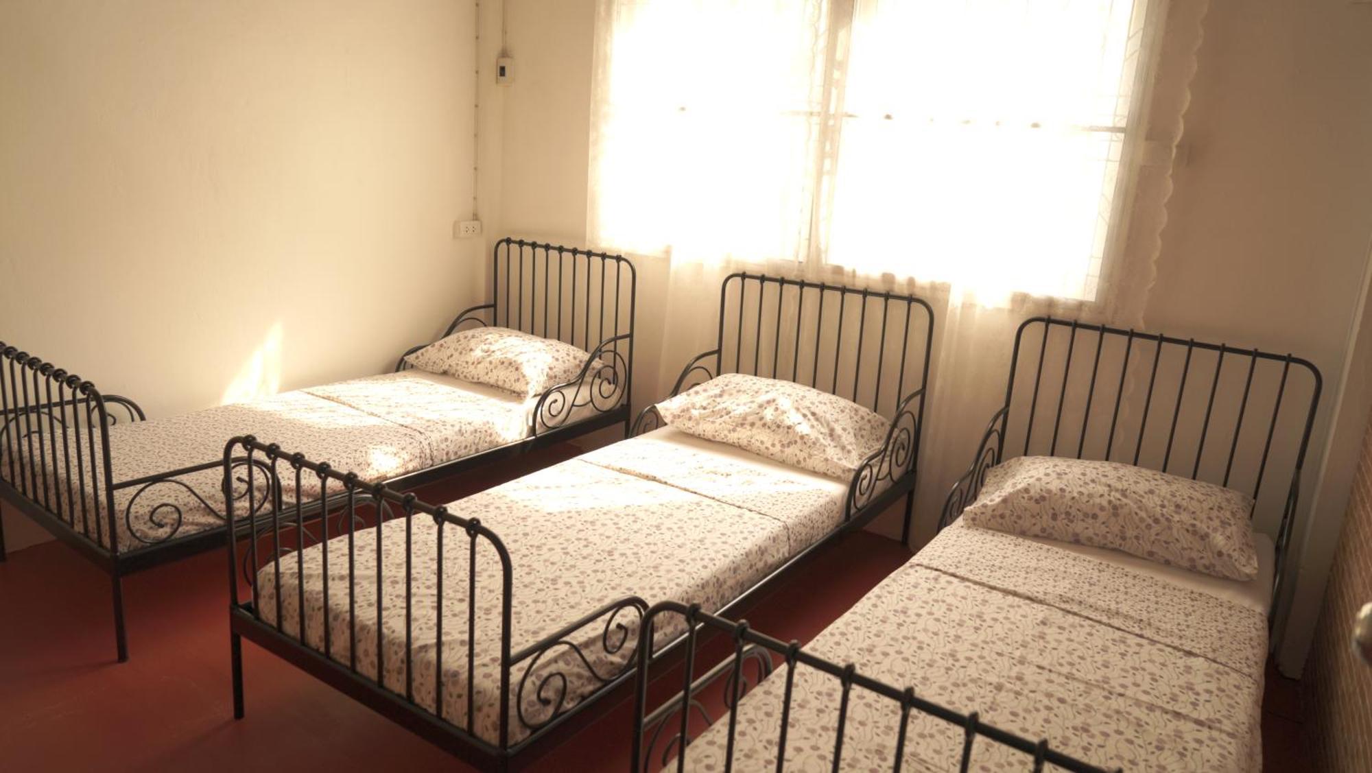 Tiger Lily Hostel Bangkok Kültér fotó