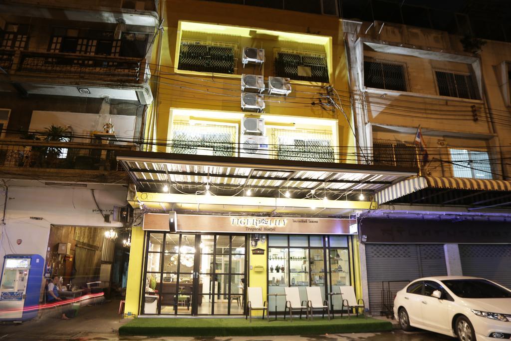 Tiger Lily Hostel Bangkok Kültér fotó